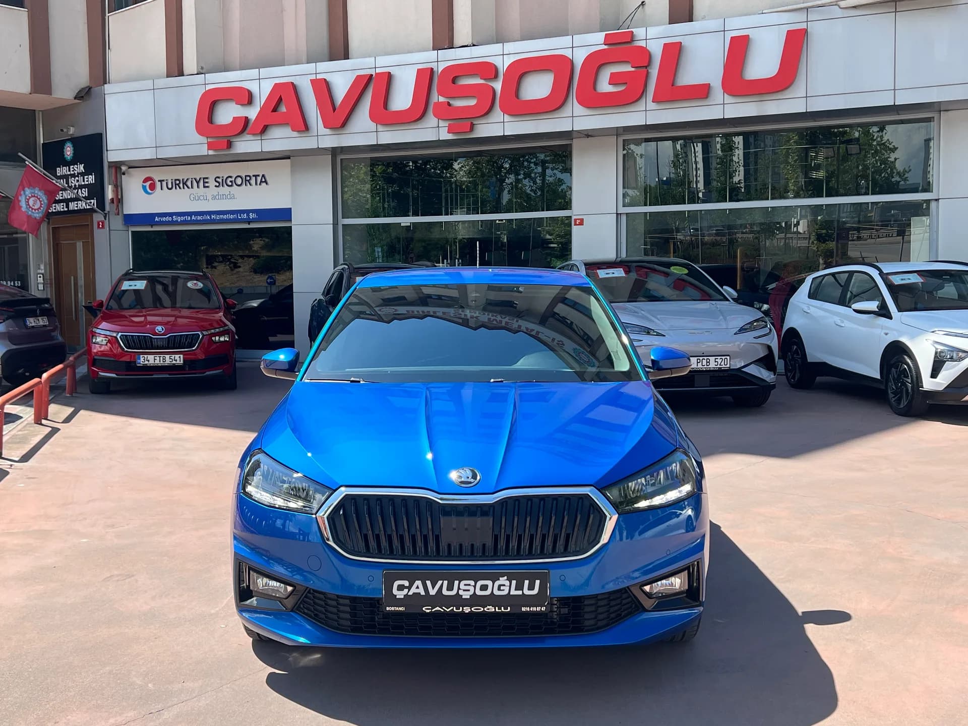 SKODA Fabia 1.0 TSI Premium - Fotoğraf 1
